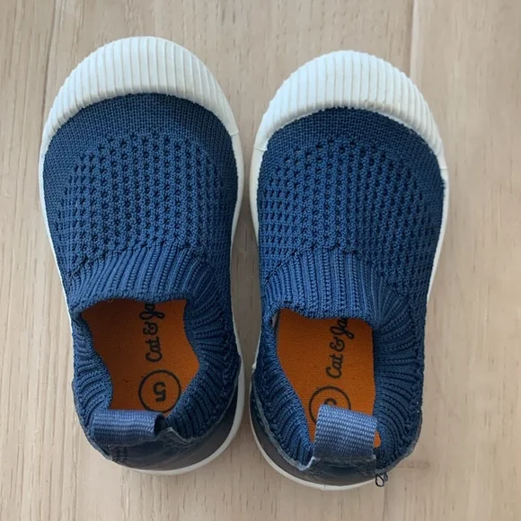 Cat & Jack
Toddler Corey Slip-On Sneakers - Picture 4 of 6